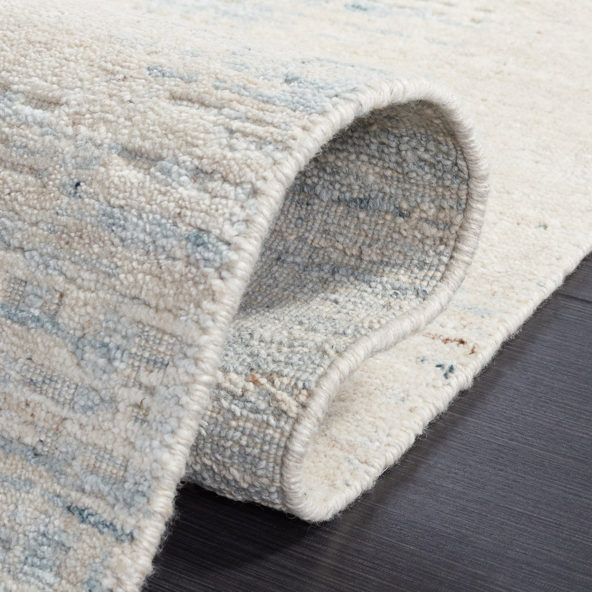 Safavieh Mirage Mir534J Teal/Beige Rug.
