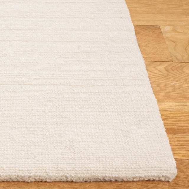 Safavieh Mirage Mir632A Ivory Rug.