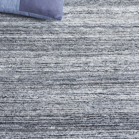 Safavieh Mirage Mir757F Grey Rug.