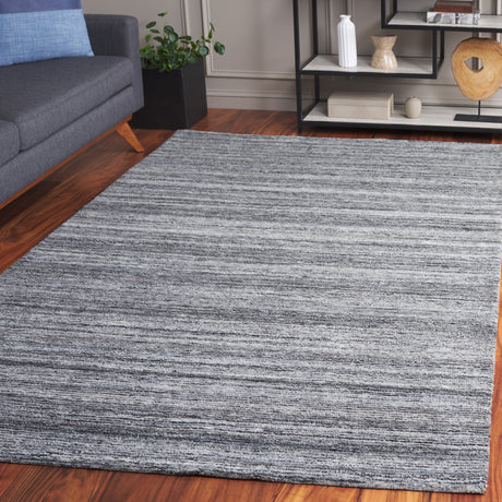 Safavieh Mirage Mir757F Grey Rug.