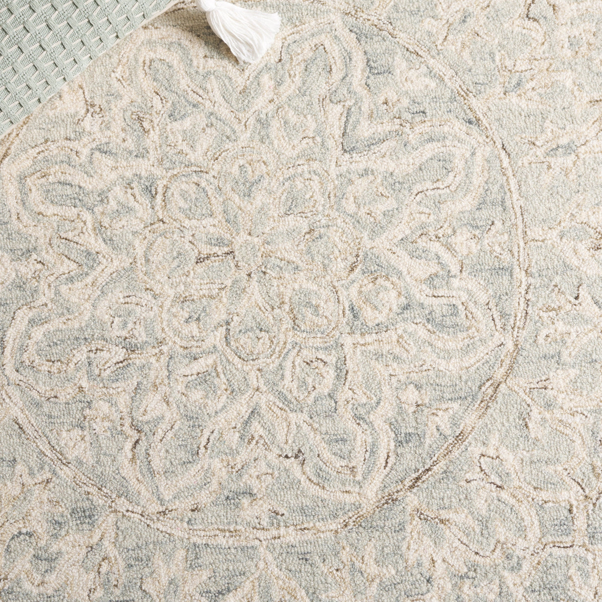 Safavieh Micro-Loop Mlp925L Light Blue/Beige Rug.