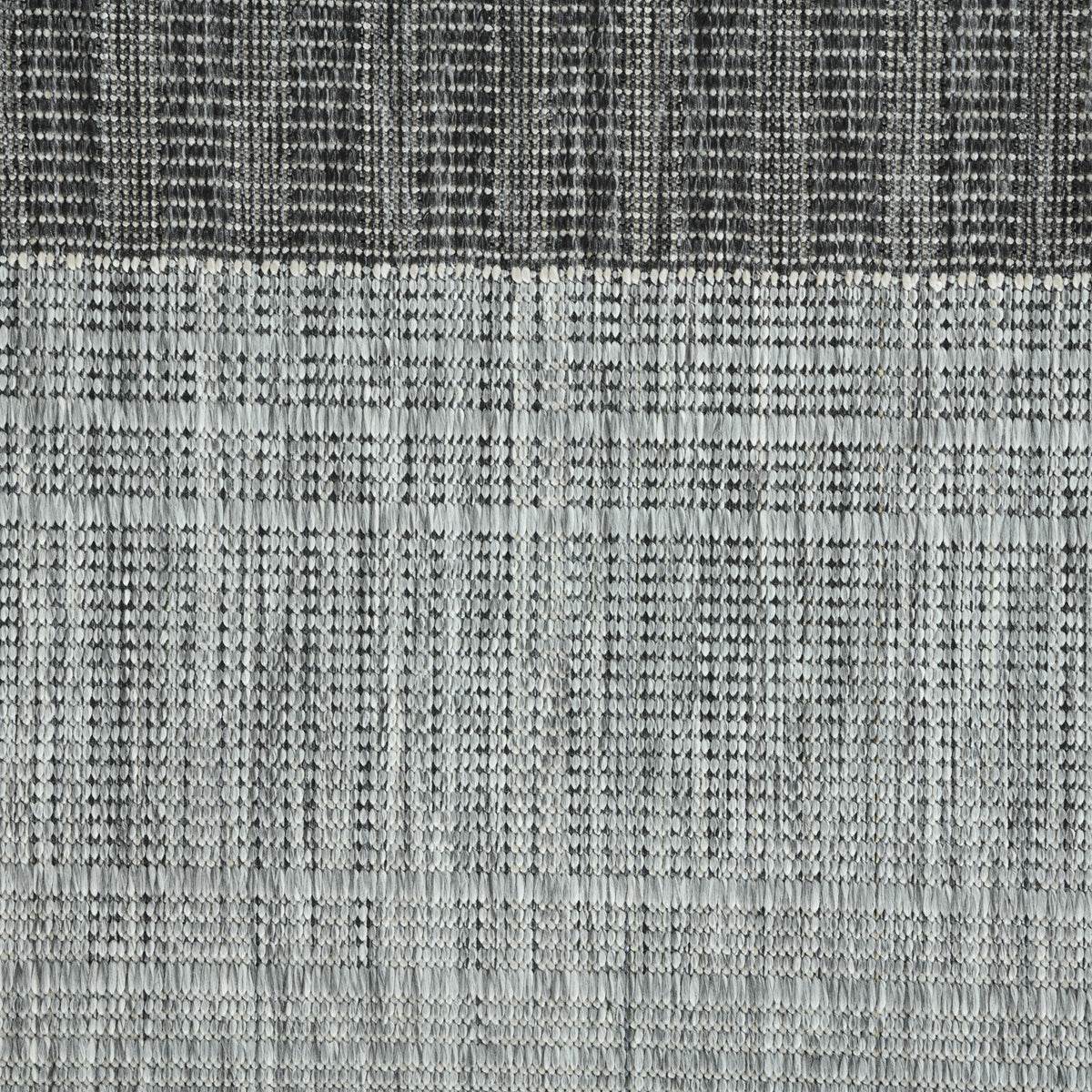 Amer Maryland MRY-7 Silver / Taupe Gray area rug - color swatch view