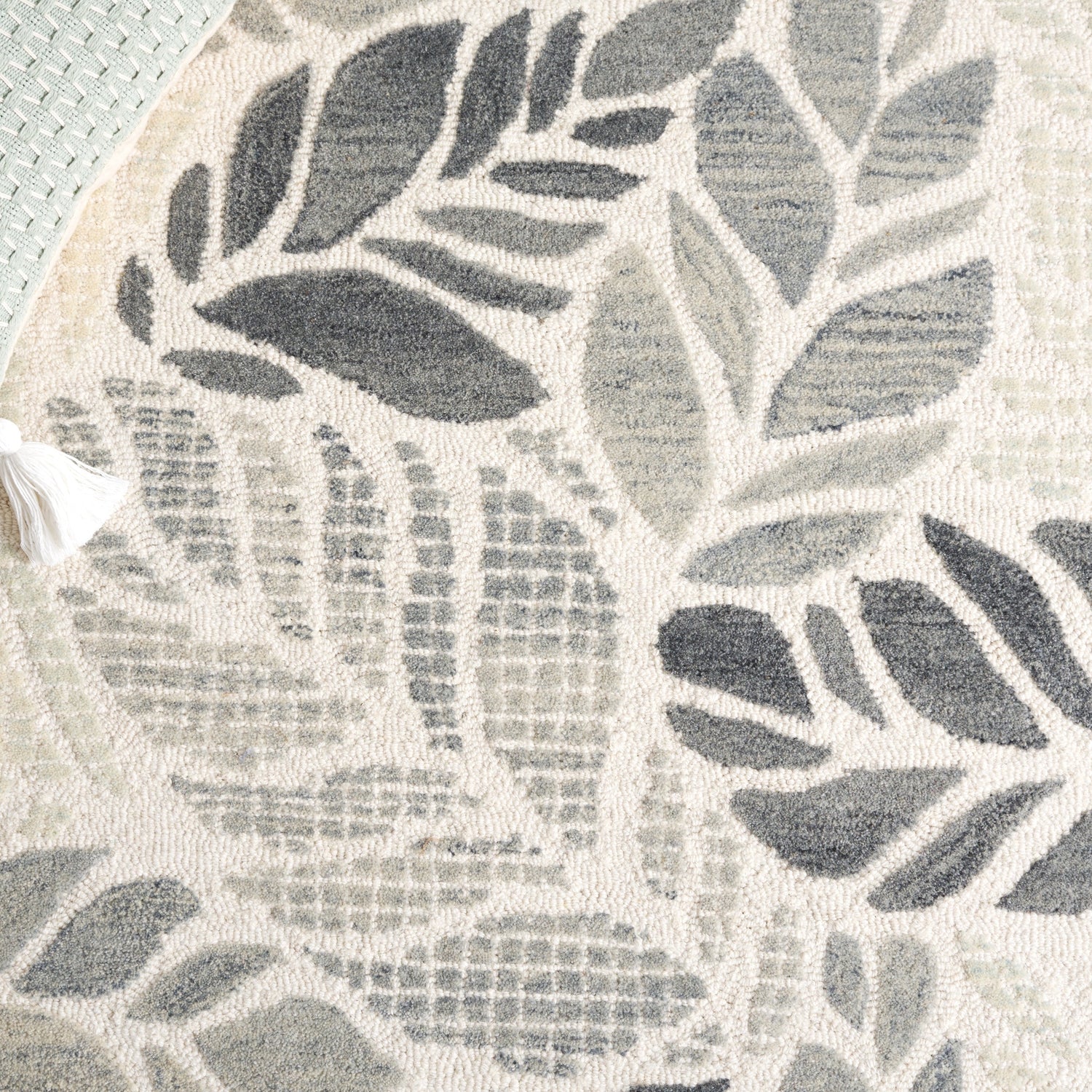 Safavieh Martha Stewart Msr3530F Ivory/Grey Rug.