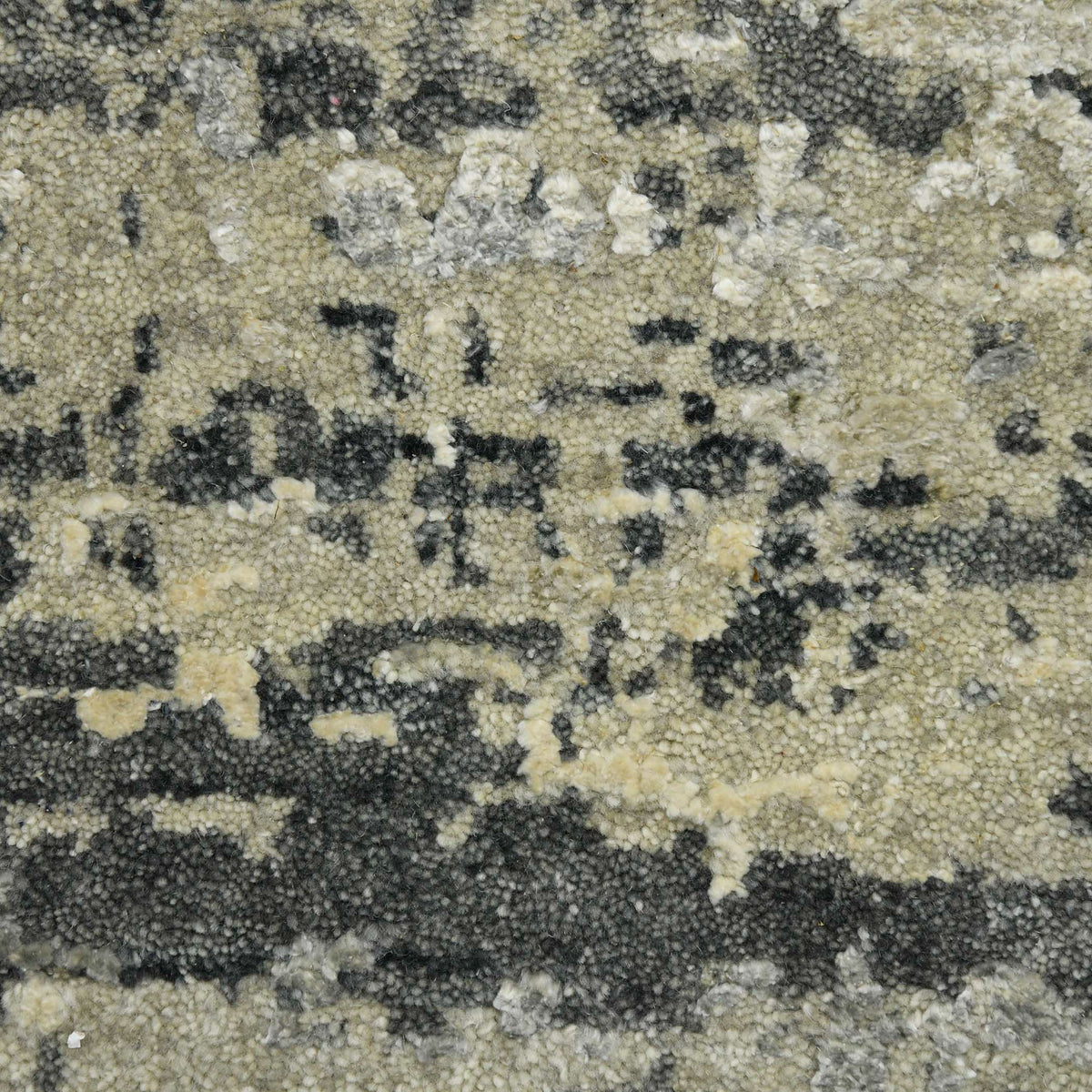 Amer Mystique MYS-47 Silver area rug - color swatch view