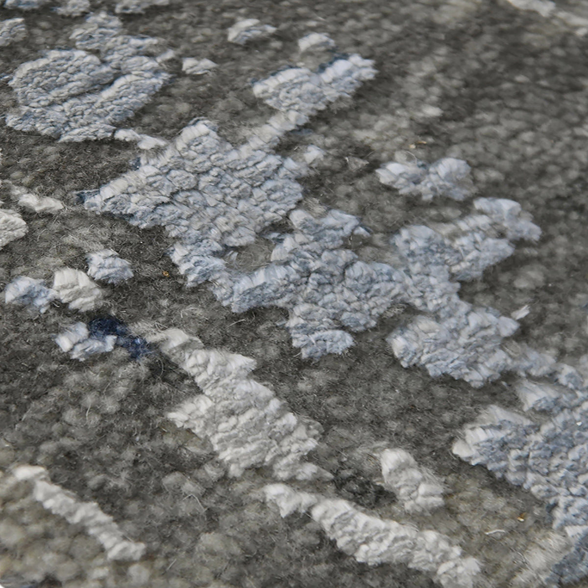 Amer Mystique MYS-48 Blue area rug - close-up view