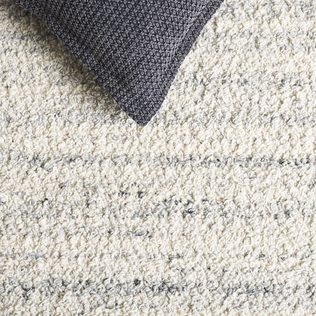 Safavieh Natura Nat228F Light Grey Rug.