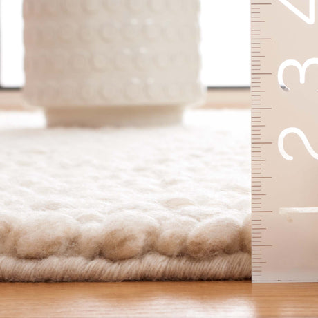 Safavieh Natura Nat258A Ivory Rug.
