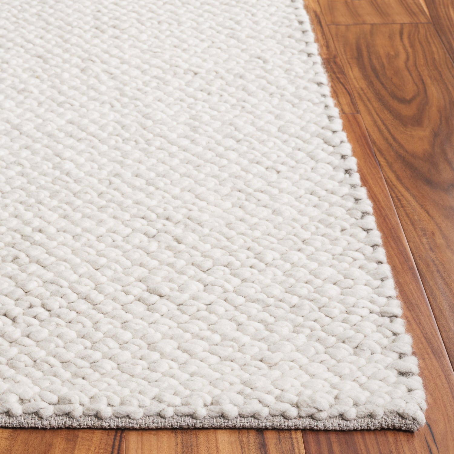 Safavieh Natura Nat704A Ivory Rug.