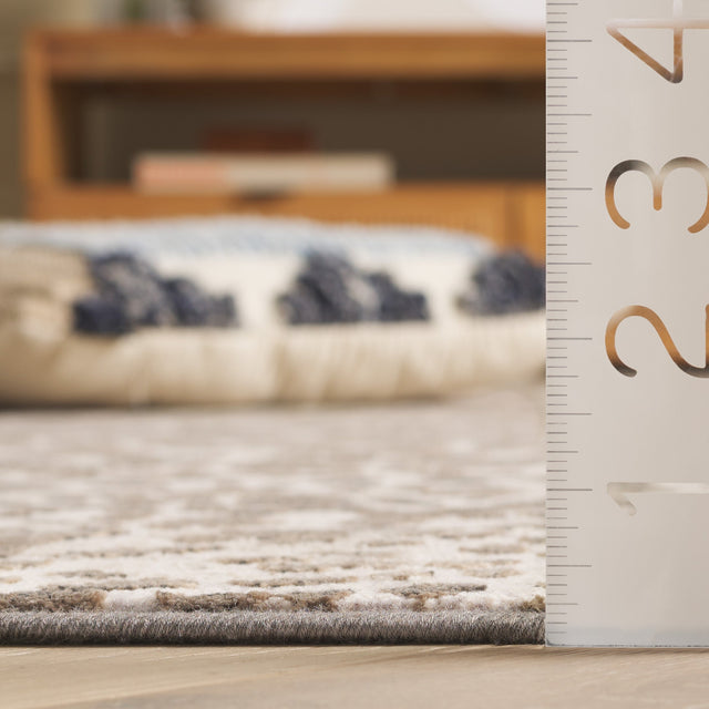 Safavieh Noble Nbl765-5350 Beige/Brown Rug.