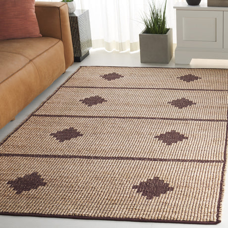 Safavieh Natural Fiber Nf878A Natural/Brown Rug.