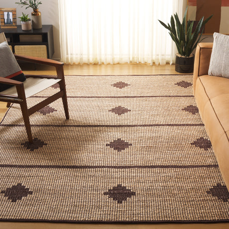 Safavieh Natural Fiber Nf878A Natural/Brown Rug.