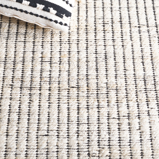 Safavieh Natural Fiber Nfb778A Ivory Rug.