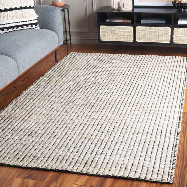 Safavieh Natural Fiber Nfb778A Ivory Rug.