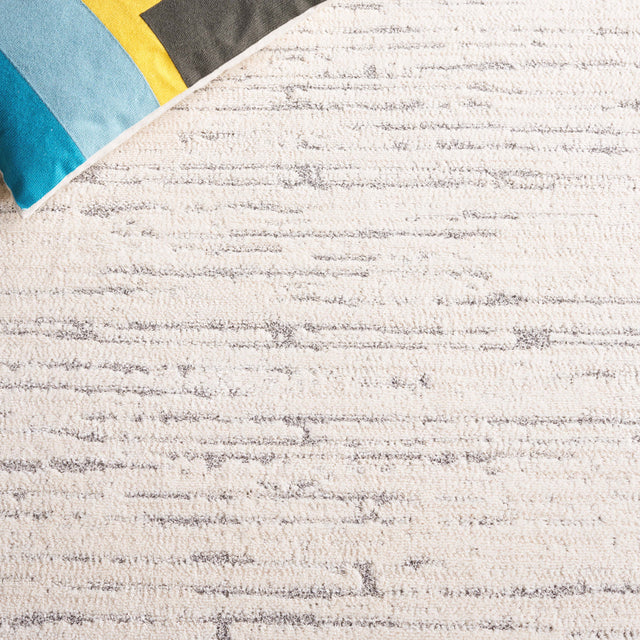 Safavieh Neptune Npe862A Ivory/Grey Rug.