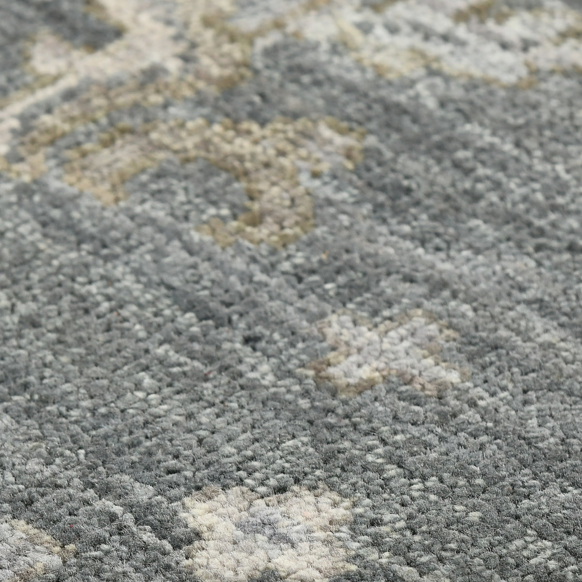 Amer Nuit Arabe NUI-2 Santas Gray area rug - close-up view