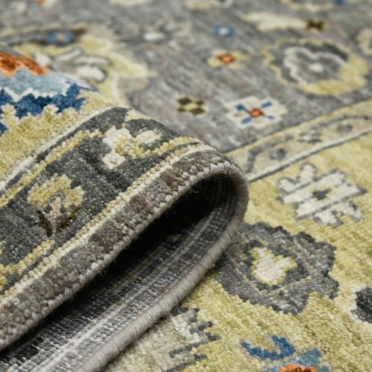 Amer Nuit Arabe NUI-46 Warm Taupe / Mellow area rug - rolled view