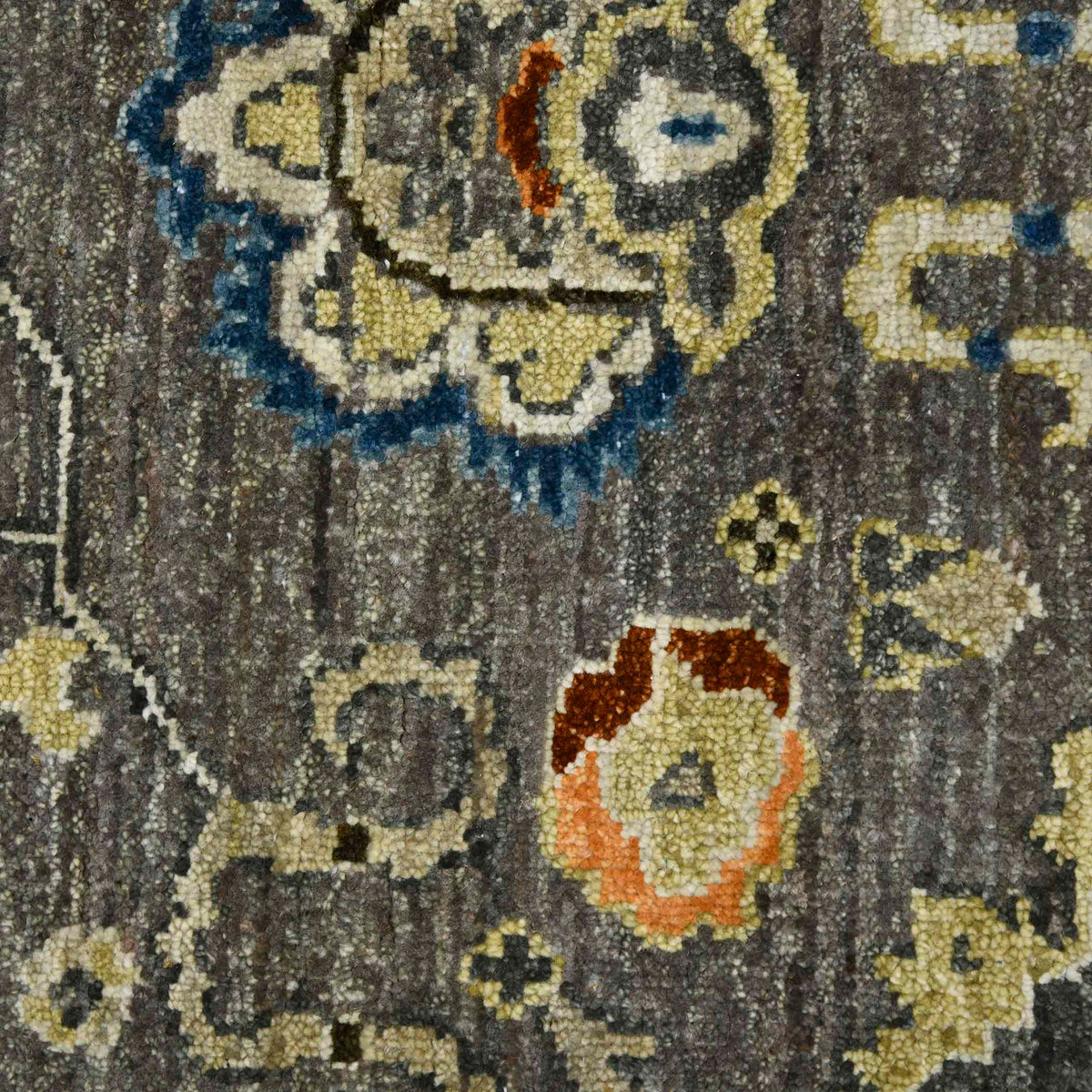 Amer Nuit Arabe NUI-46 Warm Taupe / Mellow area rug - color swatch view