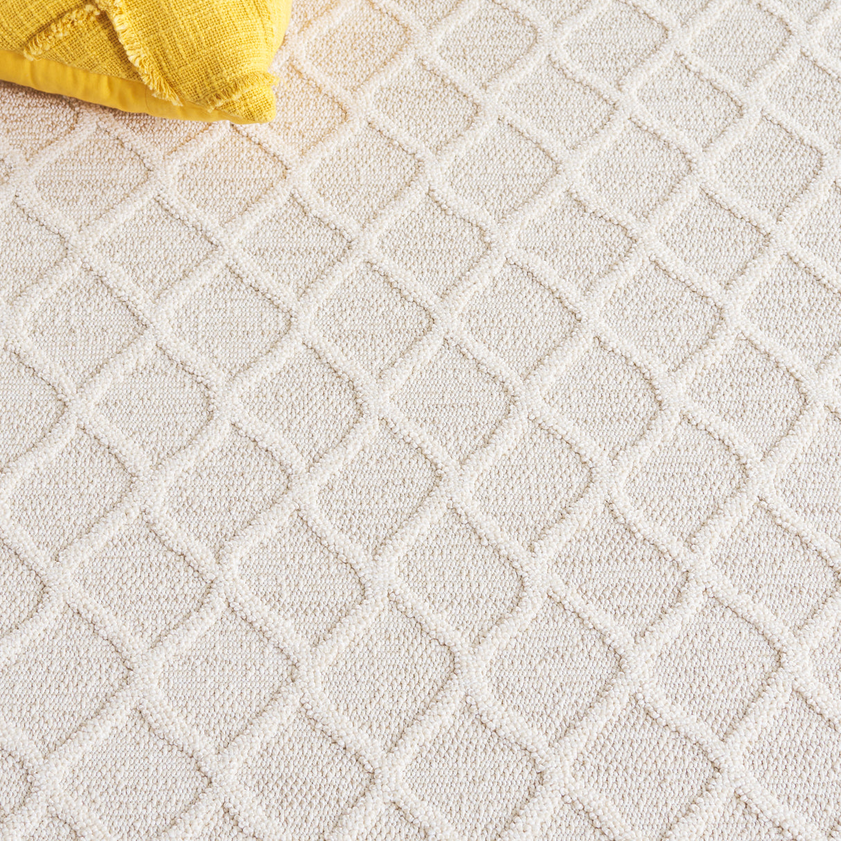Safavieh Paros Pos102A Ivory Rug.