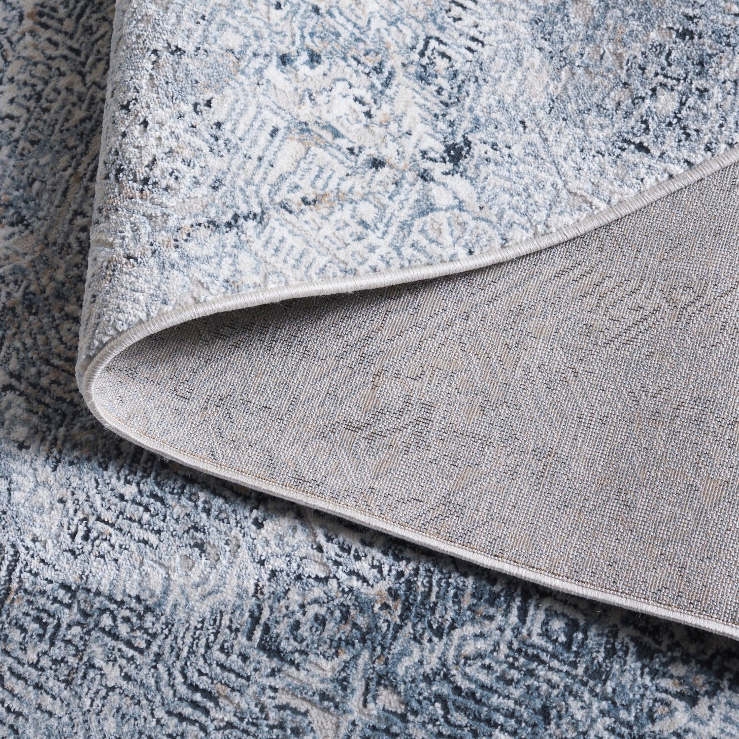 Safavieh Parker Prk119M Blue/Taupe Rug.
