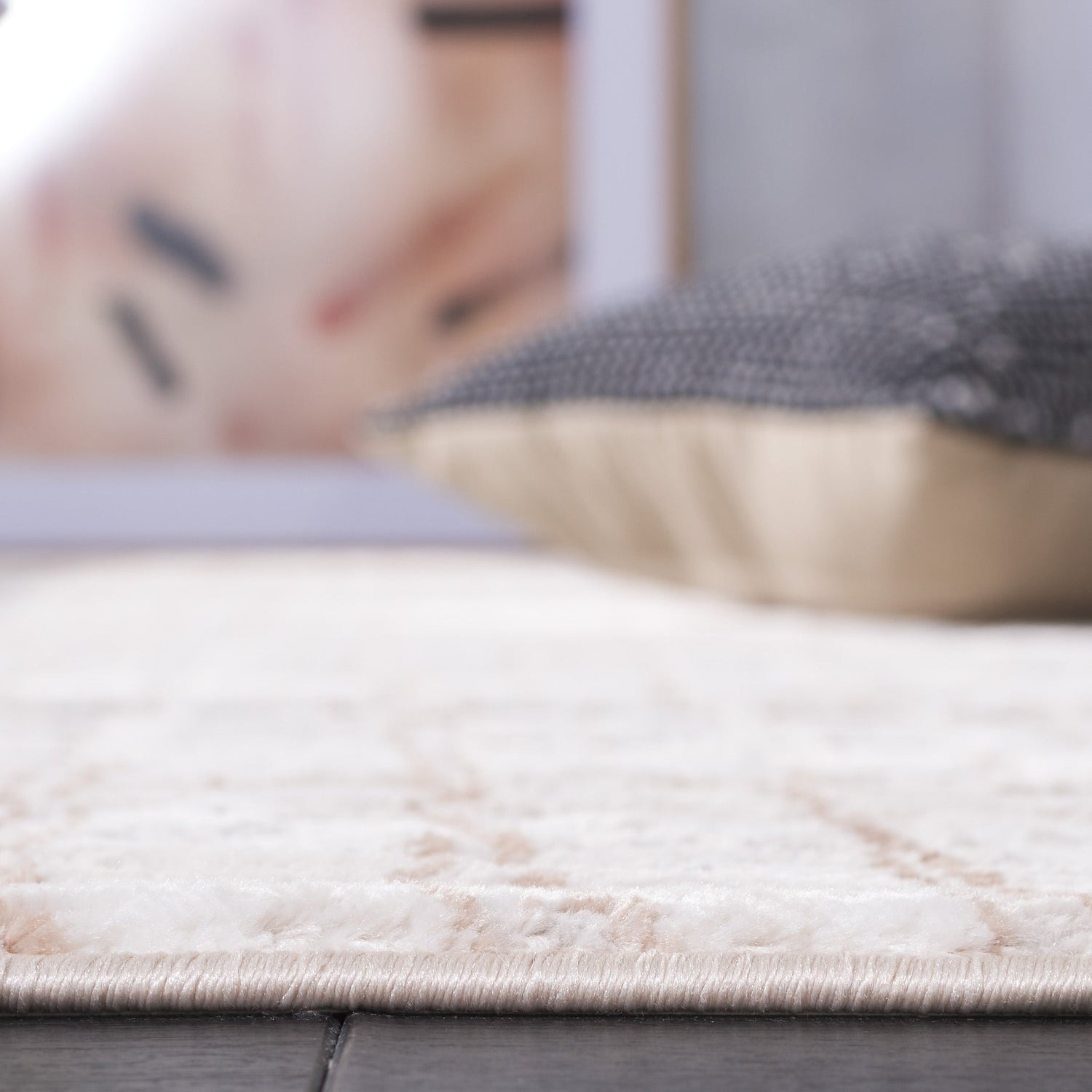 Safavieh Parker Prk134E Taupe/Beige Gold Rug.