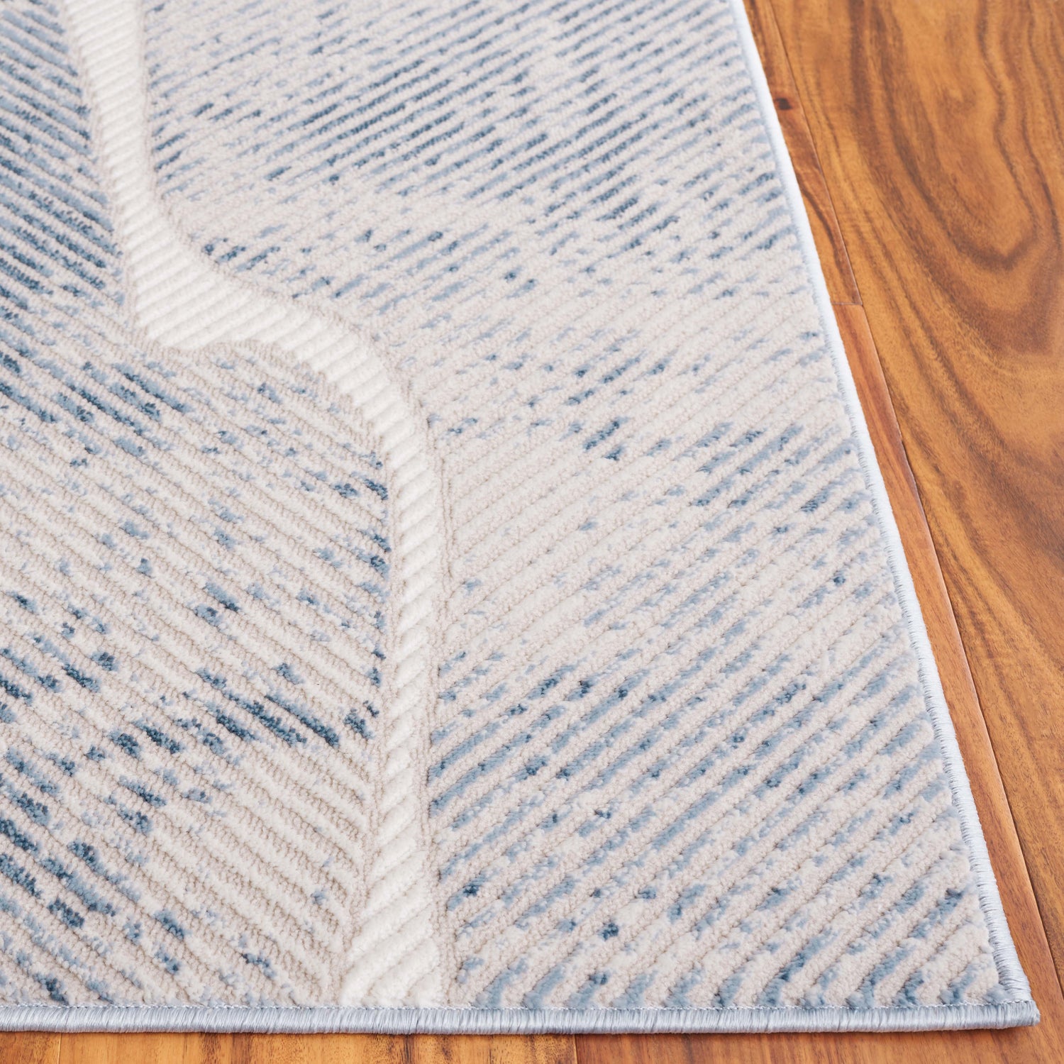 Safavieh Prestige Pte104A Ivory/Blue Rug.