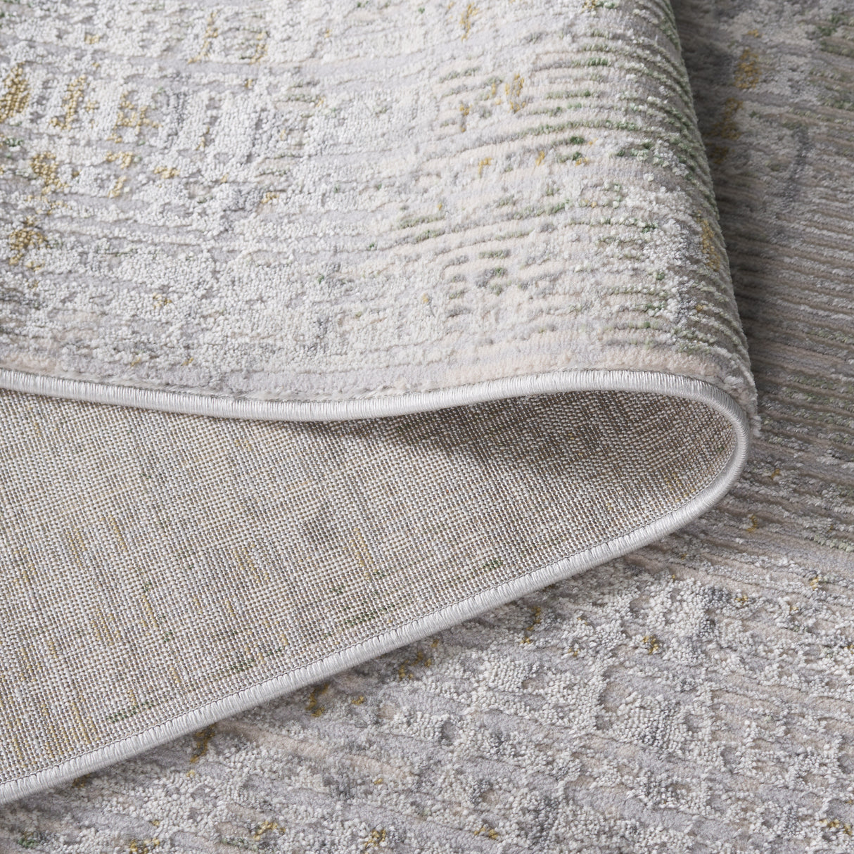 Safavieh Prestige Pte124A Ivory/Grey Rug.