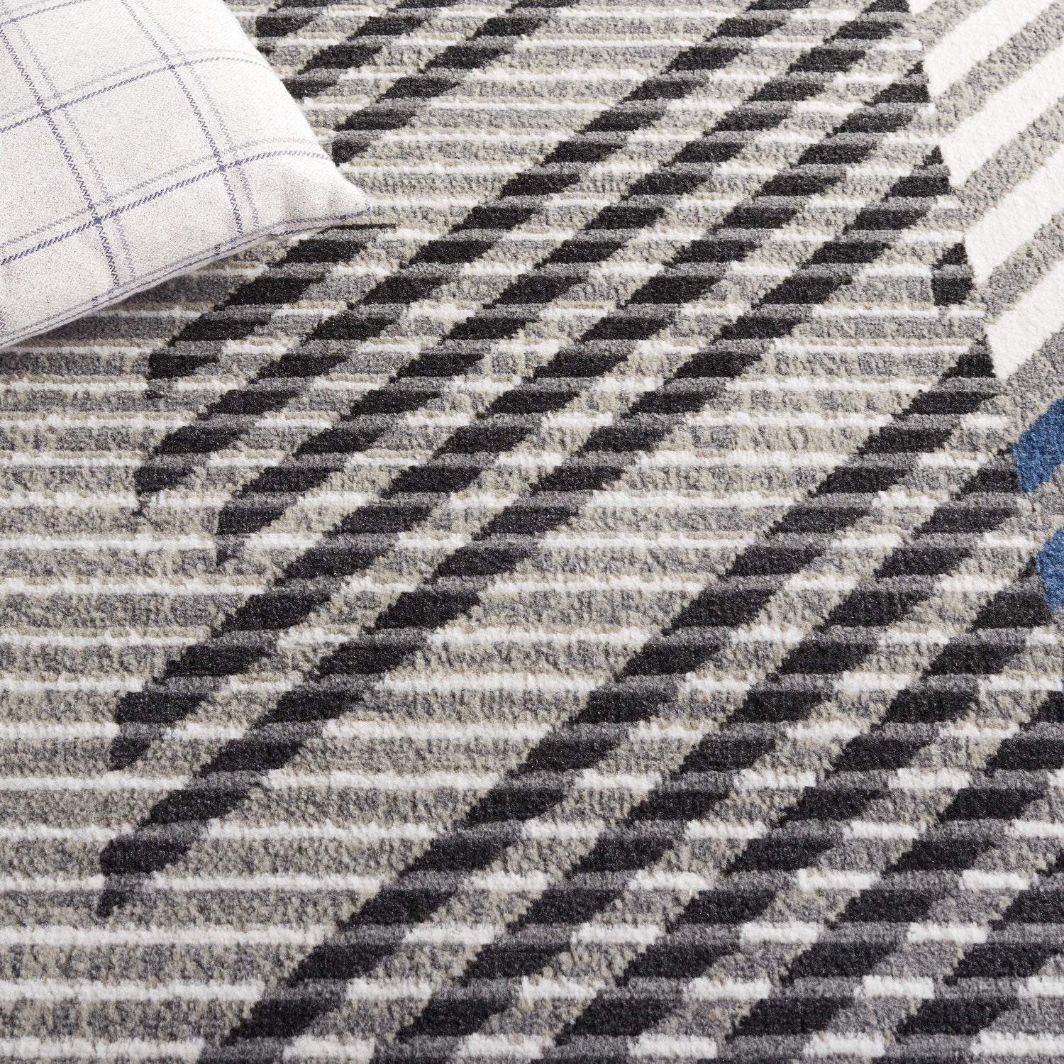 Safavieh Pyramid Pyr228F Grey/Blue Ivory Rug.