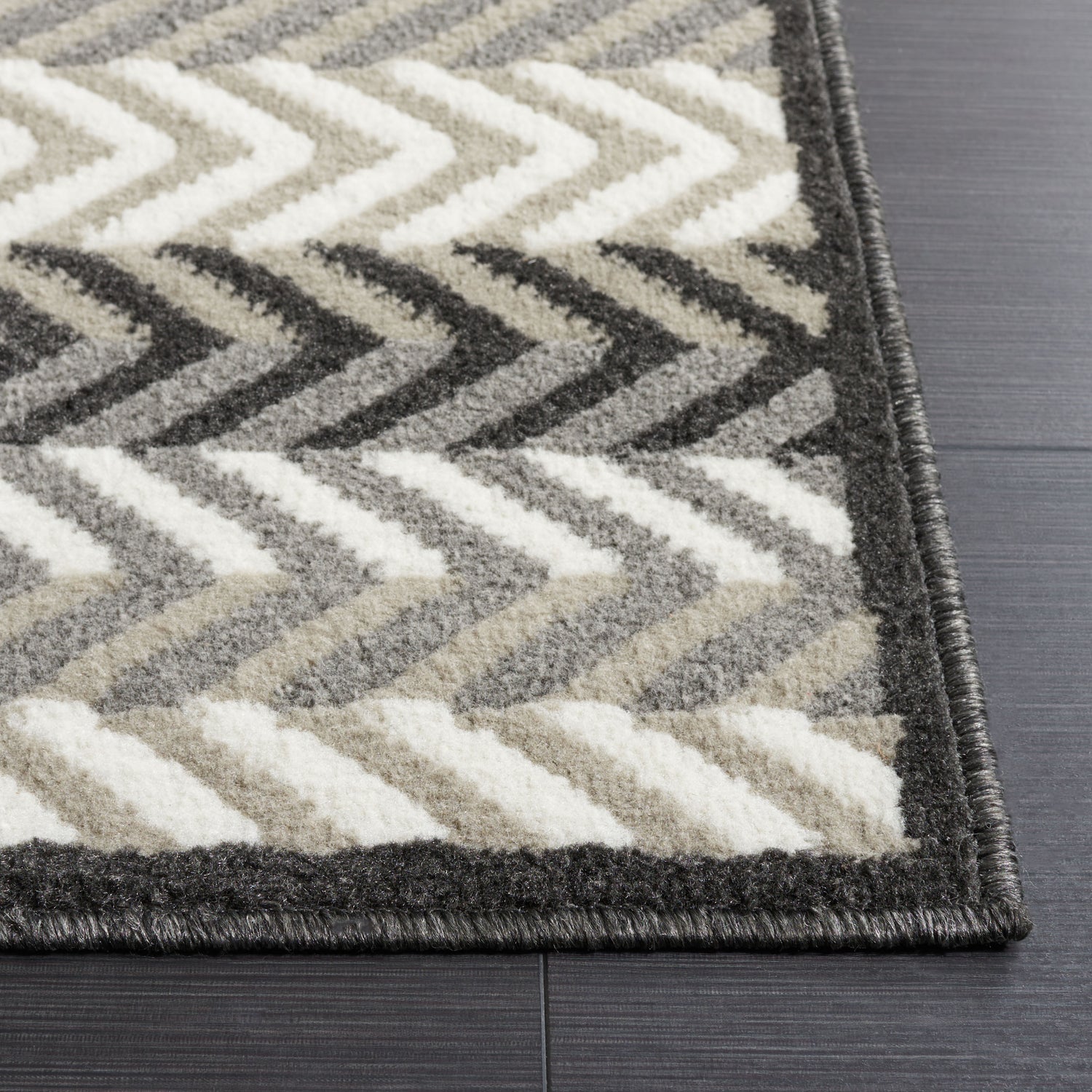 Safavieh Pyramid Pyr247F Grey/Ivory Black Rug.