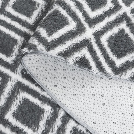 Safavieh Rainbow Shag Rbo102H Charcoal/White Rug.
