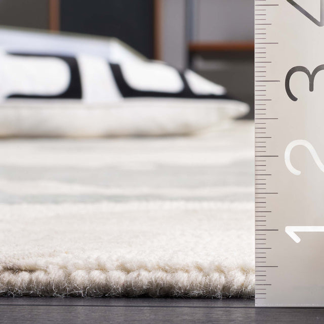 Safavieh Rodeo Rd405F Ivory/Grey Rug.