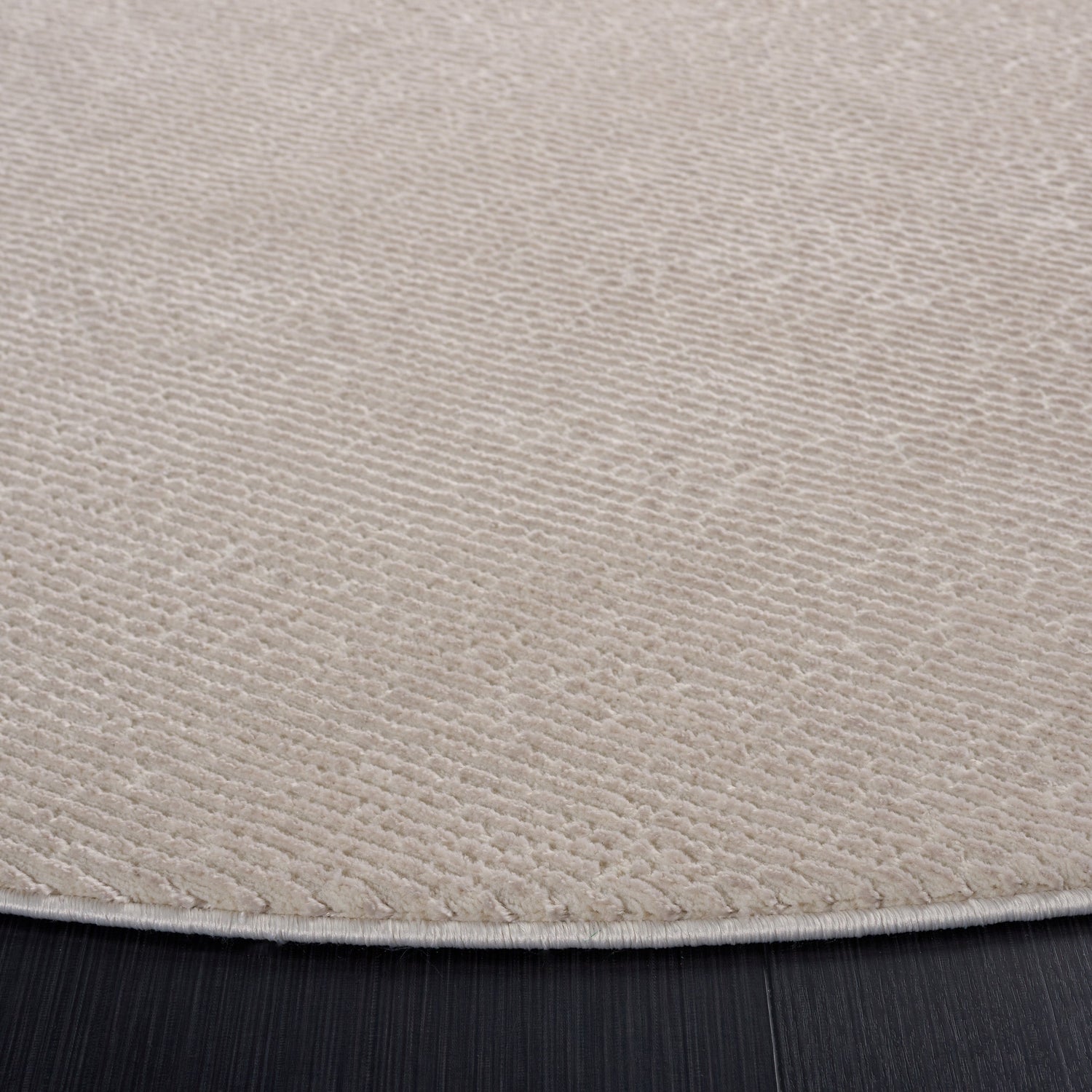 Safavieh Revive Rev102B Beige Rug.