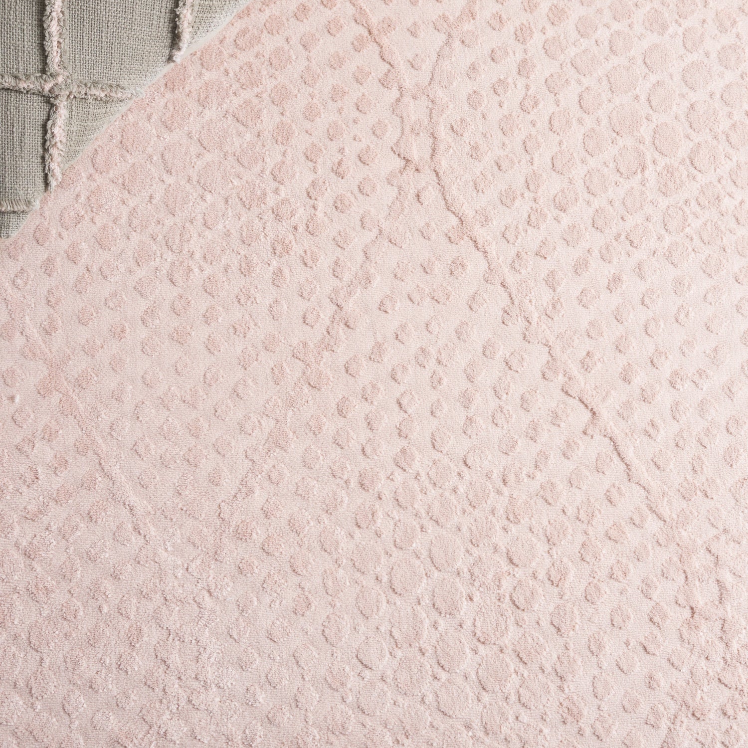 Safavieh Revive Rev108U Pink Rug.