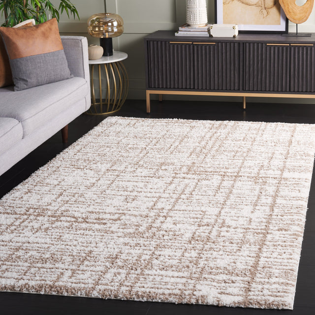 Safavieh Rumi Shag Rms132B Beige/Ivory Rug.