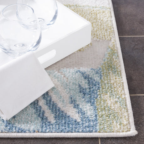 Safavieh Sarasota Sar106W Light Green/Beige Rug.