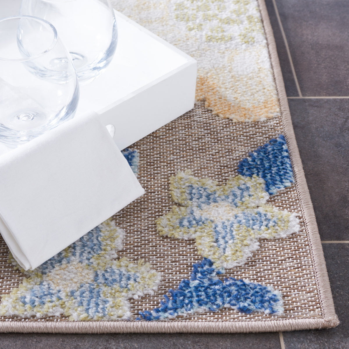Safavieh Sarasota Sar108J Navy/Brown Rug.