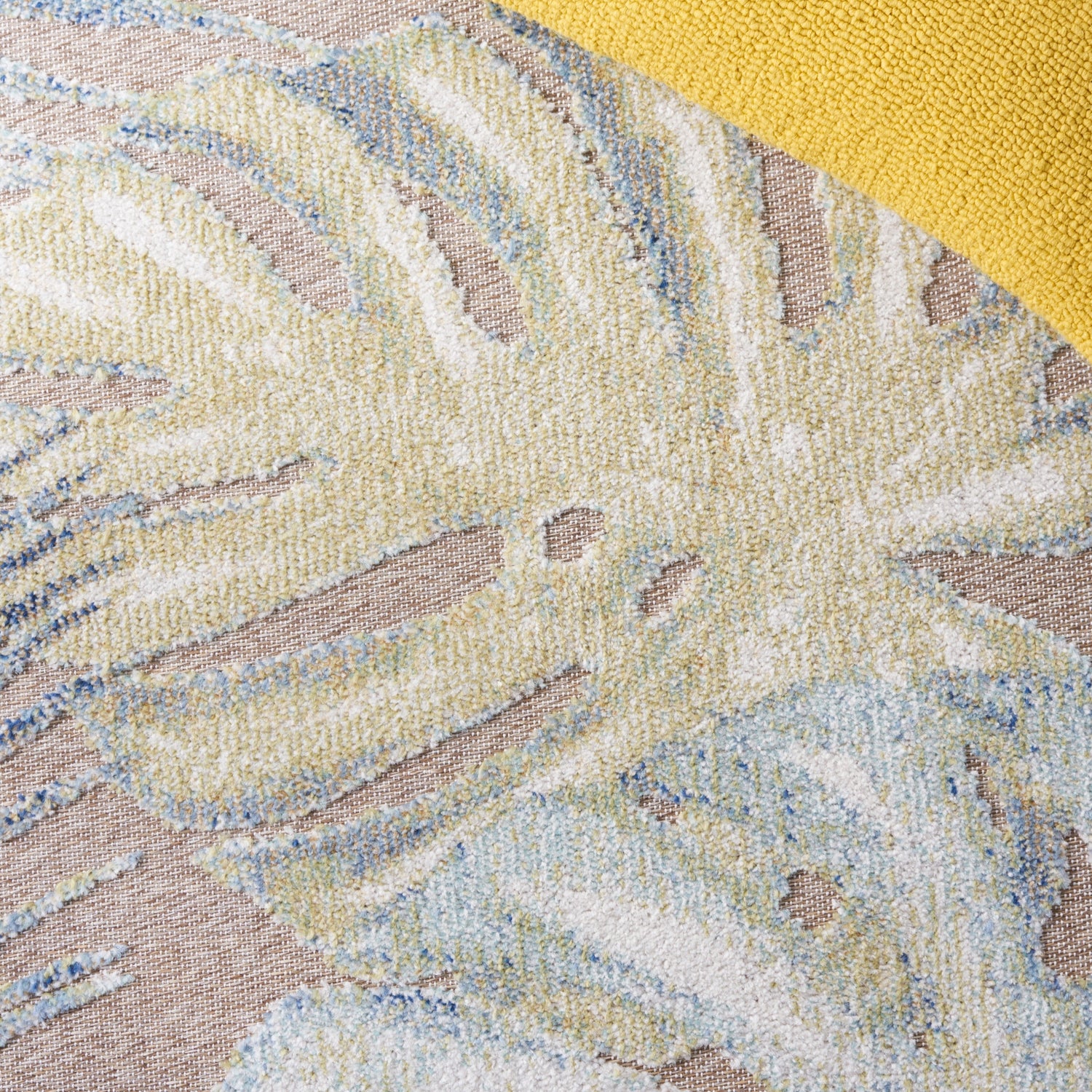 Safavieh Sarasota Sar112W Light Green/Brown Rug.
