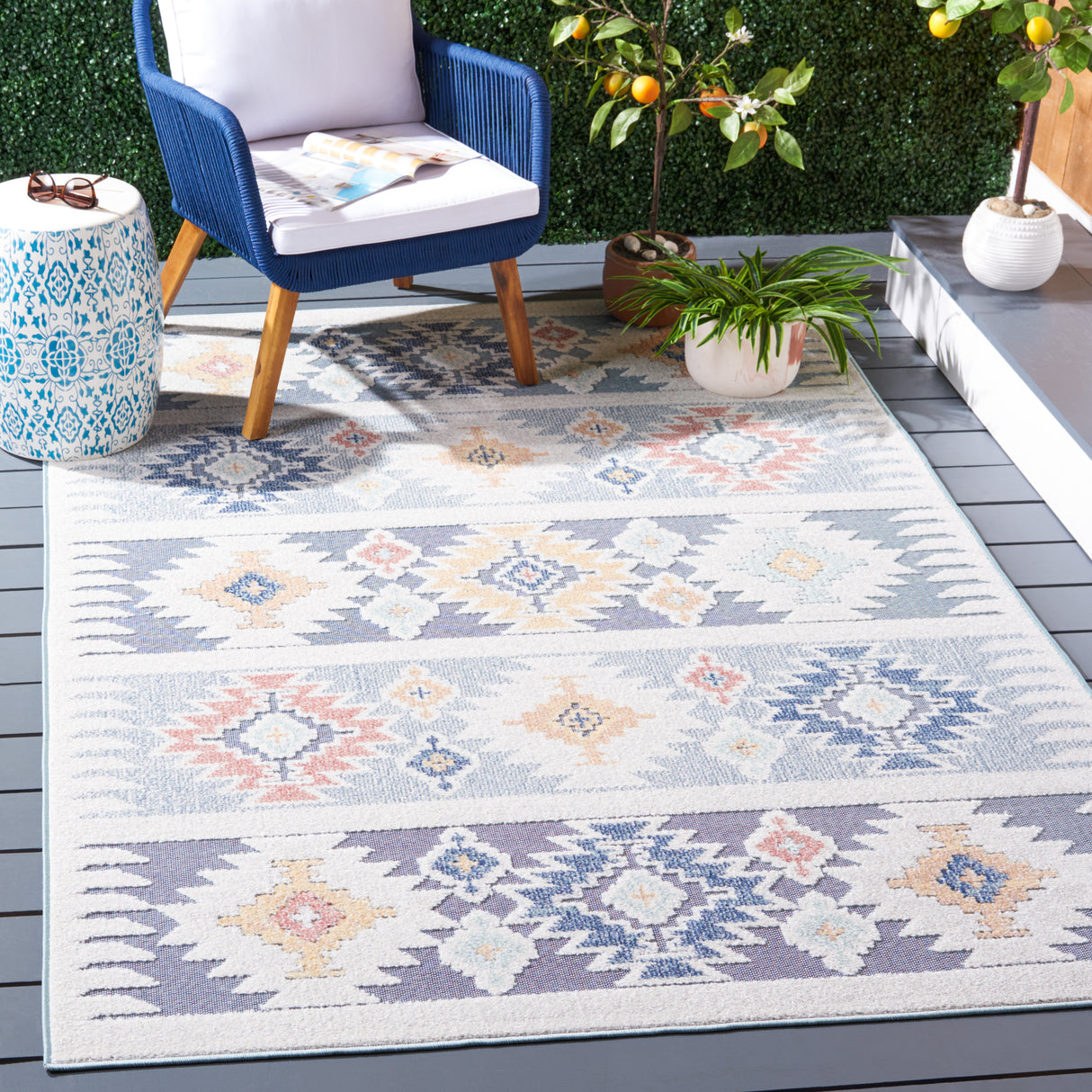 Safavieh Sarasota Sar114J Light Blue/Grey Rug.