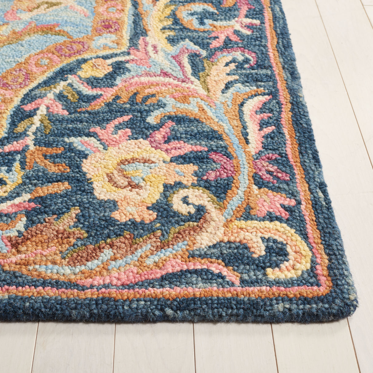 Safavieh Savonnerie Sav301N Navy/Pink Rug.