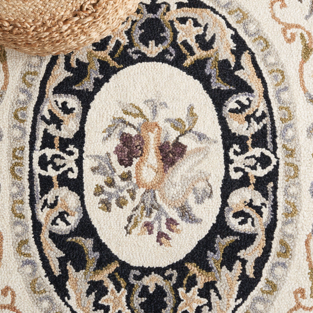 Safavieh Savonnerie Sav301Z Ivory/Black Rug.