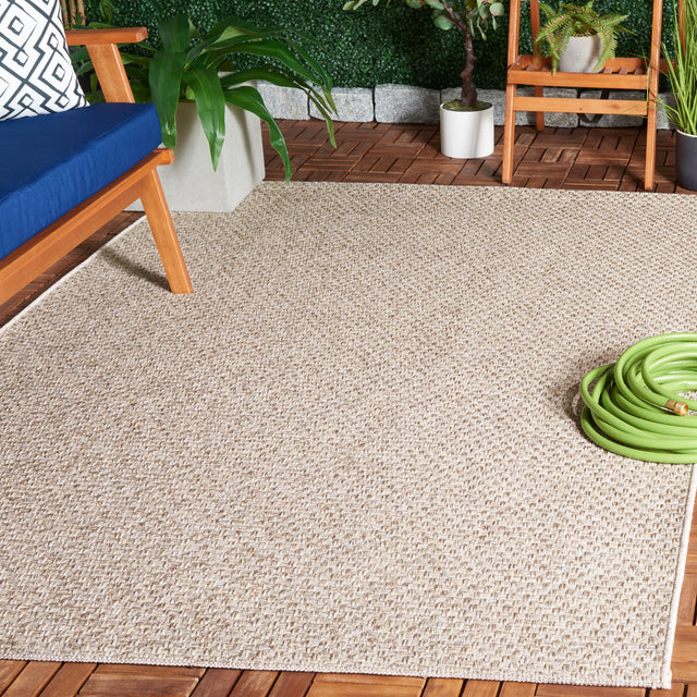 Safavieh Sisal All-Weather Saw460C Beige Rug.