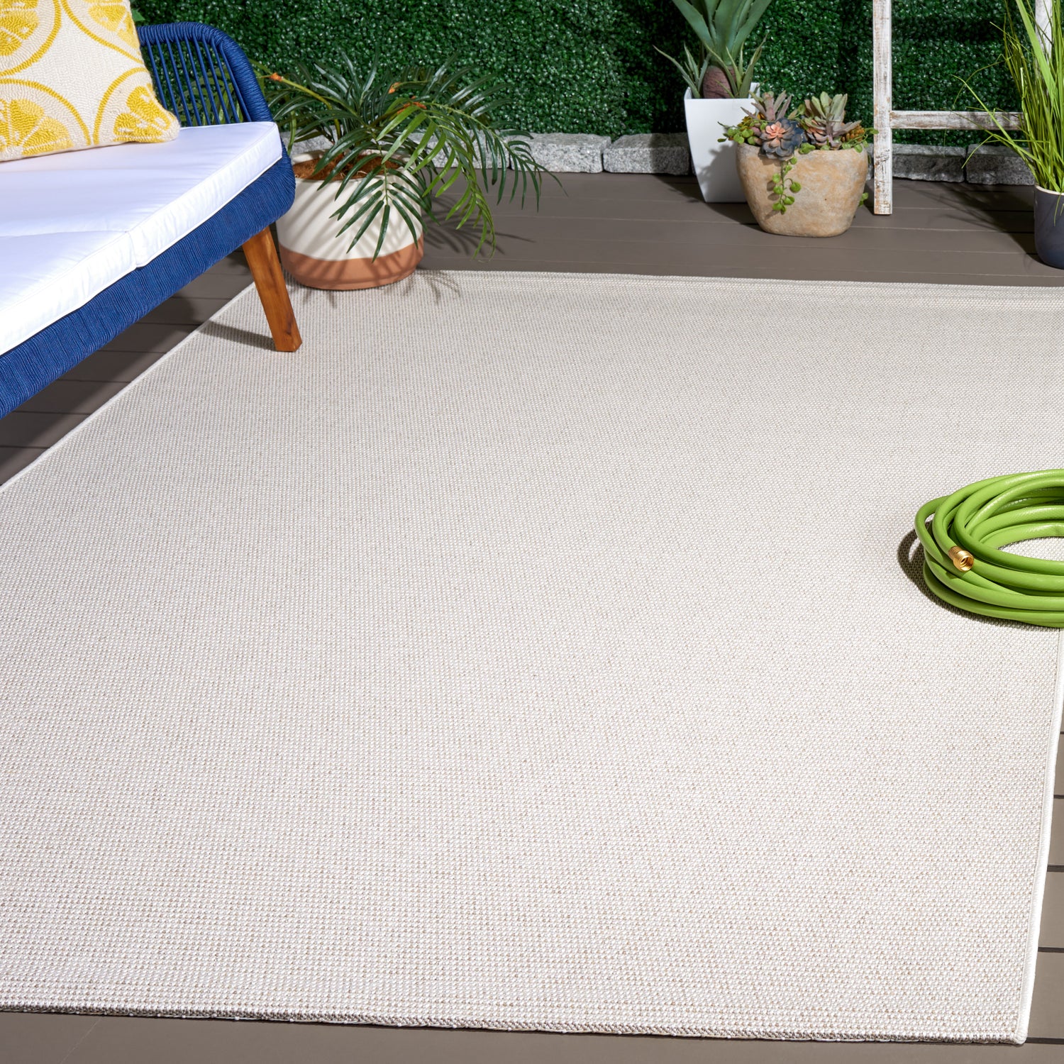 Safavieh Sisal All-Weather Saw642A Ivory/Beige Rug.