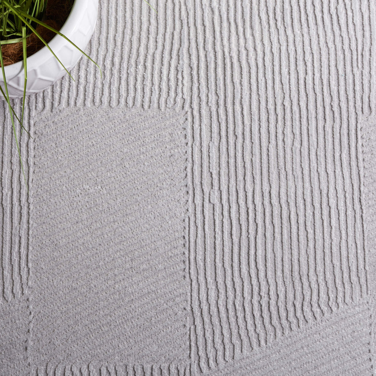 Safavieh Saylor Say100F Grey Rug.