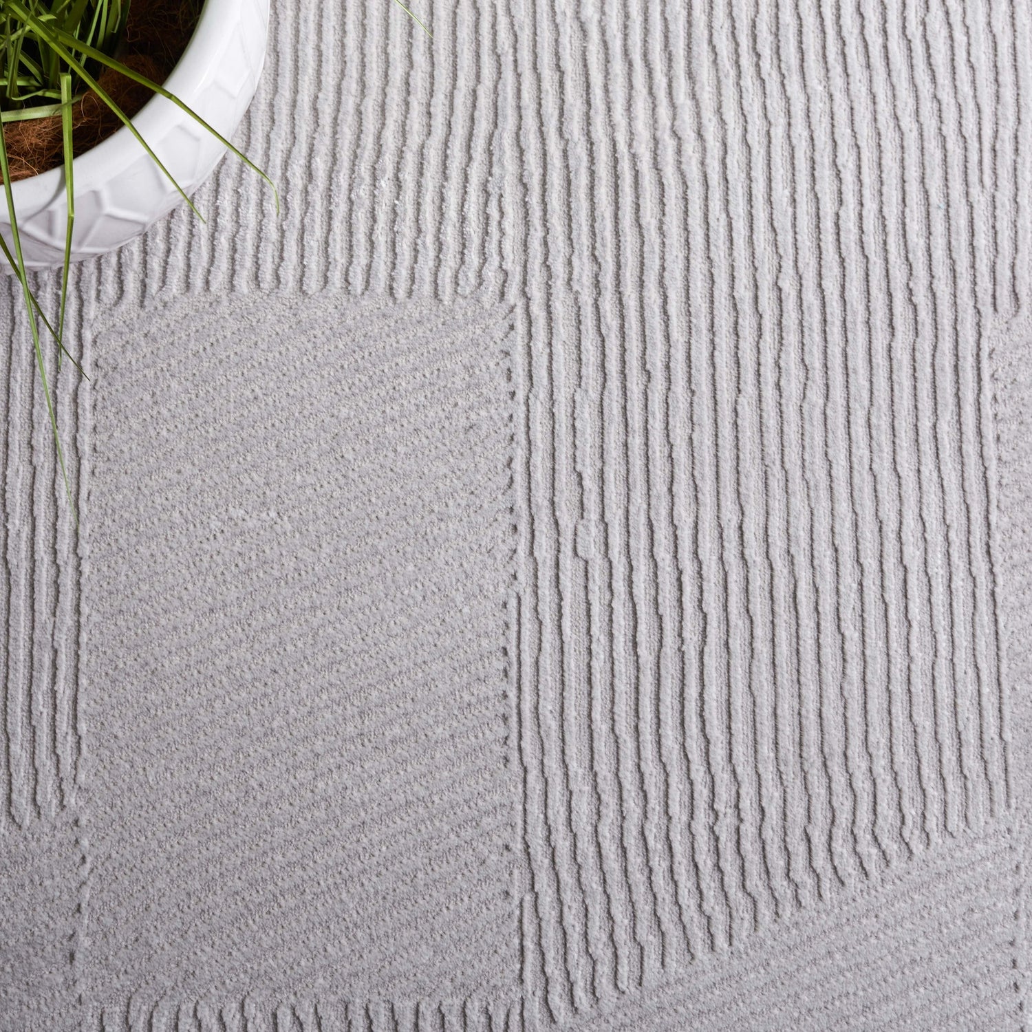 Safavieh Saylor Say100F Grey Rug.