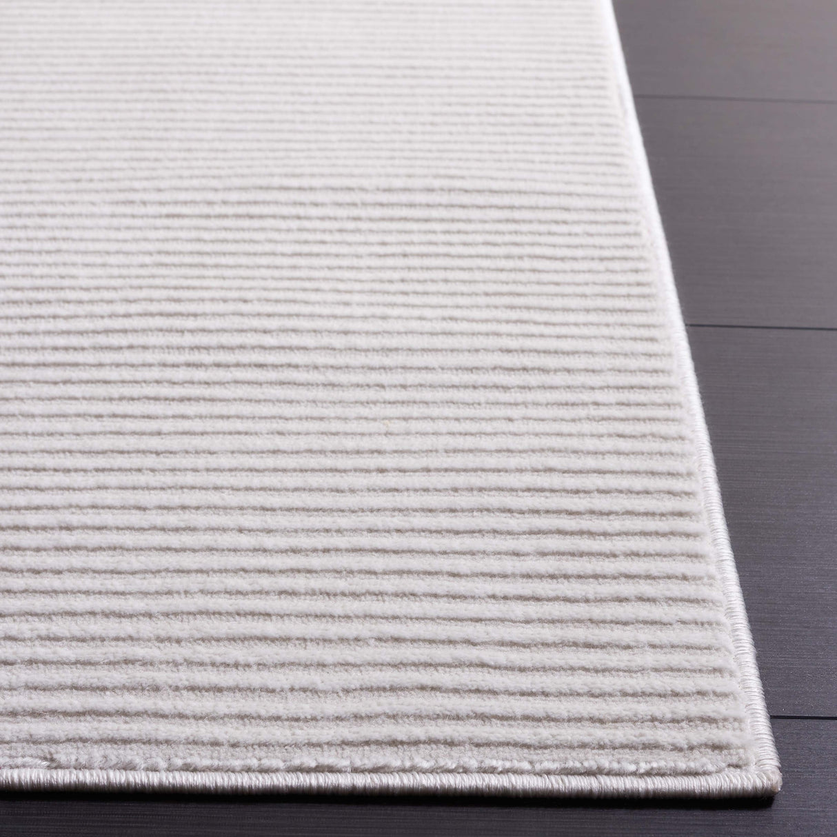 Safavieh Saylor Say104A Ivory Rug.