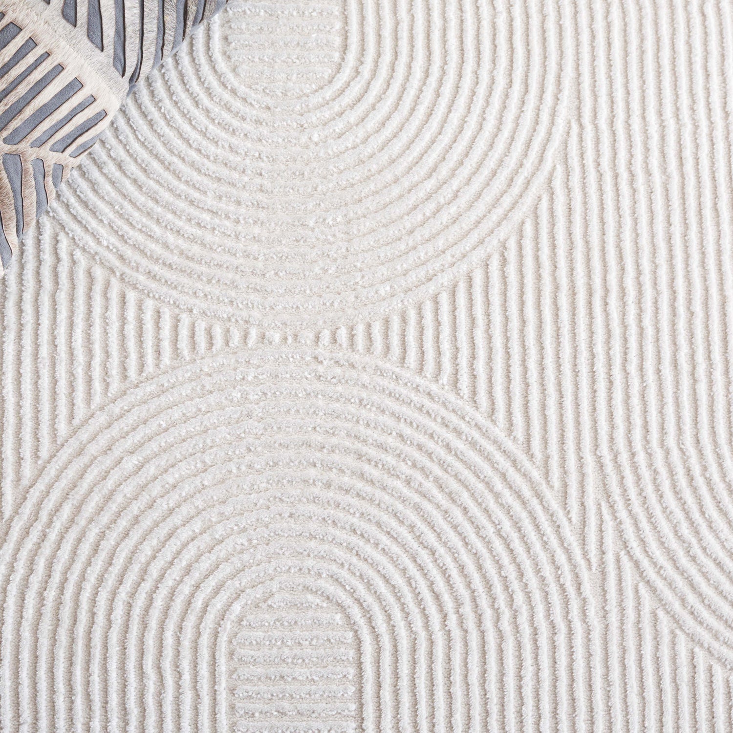 Safavieh Saylor Say110A Ivory Rug.
