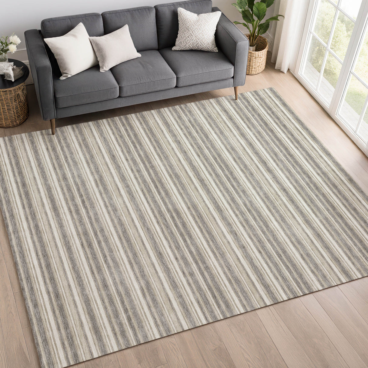 Dalyn Soft Essentials SE2 Transitional Machine Made Brown Rug