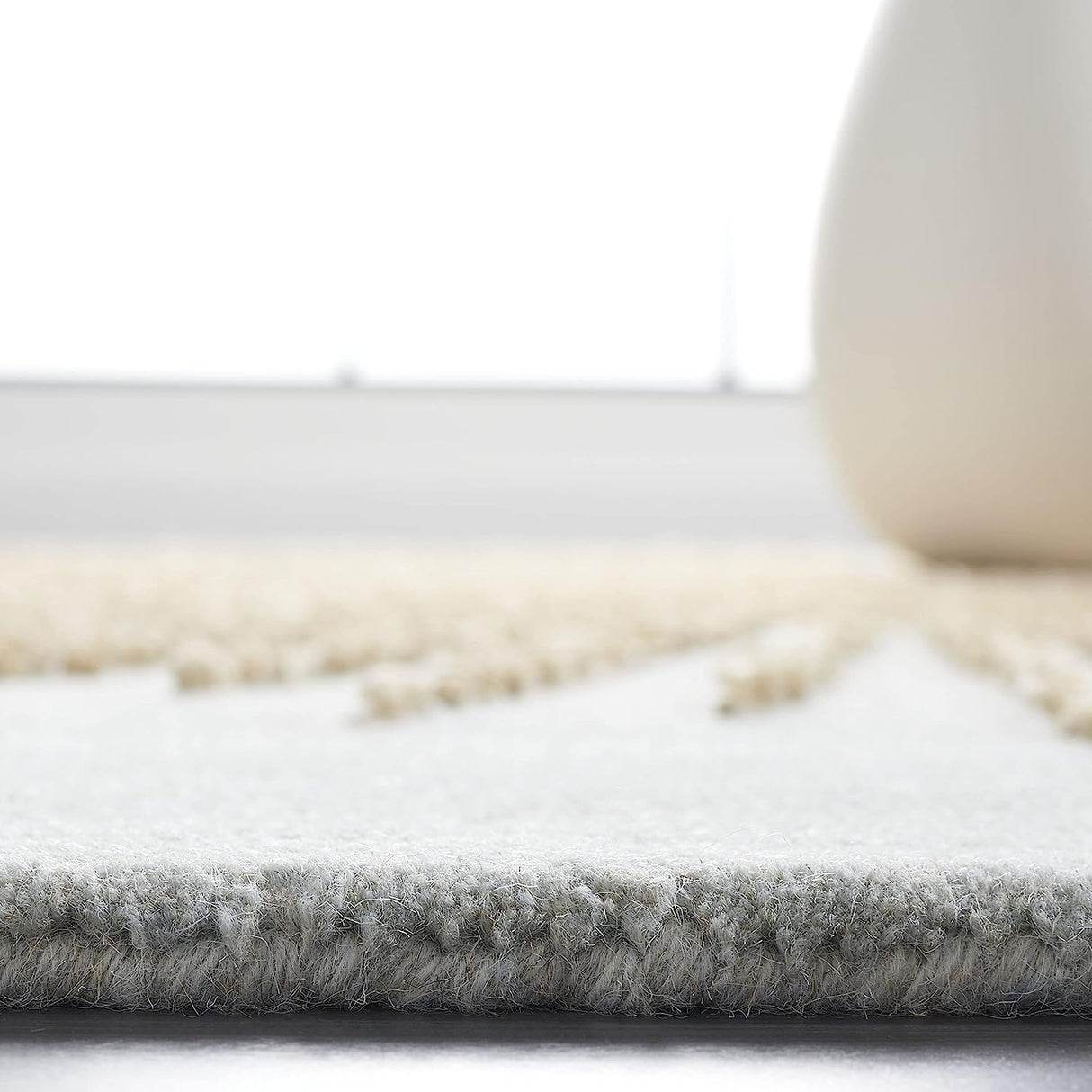 Safavieh Soho Soh655J Blue/Beige Rug.