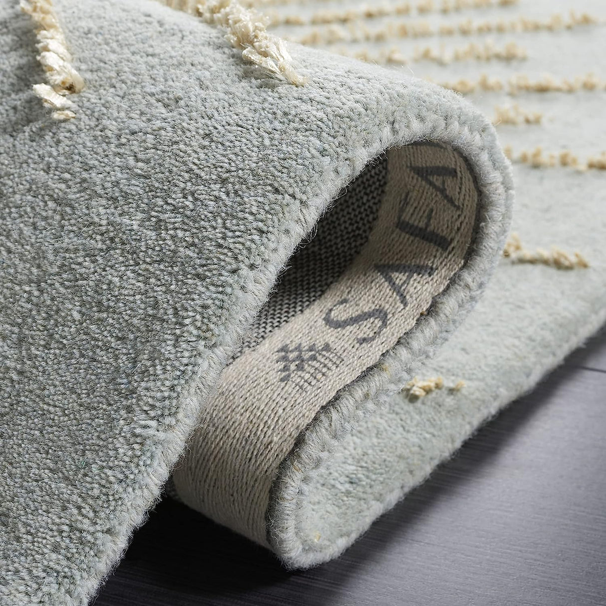 Safavieh Soho Soh655J Blue/Beige Rug.