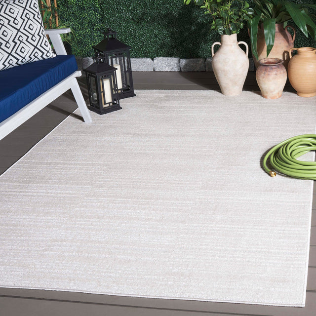 Safavieh Stella Sta100B Ivory Rug.