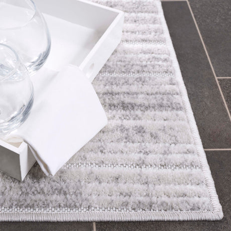 Safavieh Stella Sta101B Ivory/Grey Rug.